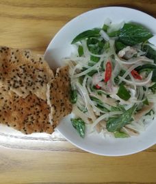 nộm tai heo hành tây