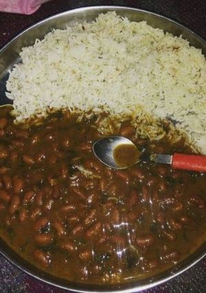 A picture of Rajma chawal.