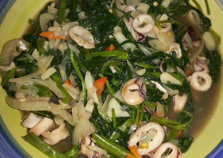  Resep  Tumis  Kangkung  Cumi  Cumi  oleh Risti Laily Cookpad