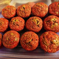 A picture of Banana Nut Cupcake.