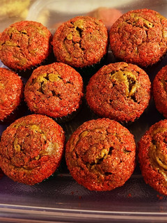 A picture of Banana Nut Cupcake.