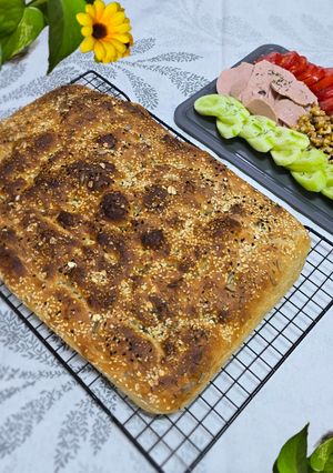 عکسی از دستور فوکاچیا بدون نیاز به ورز دادن با آرد سبوسدار