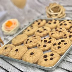 A picture of Chocolate chips cookies.