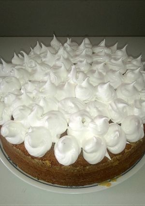 Una foto de Torta básica de cumpleaños