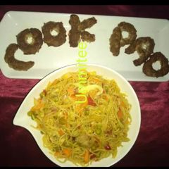 A picture of Ummitee's noodles with baked minced meat.