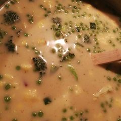 Coconut curry soup A picture of Coconut curry soup.