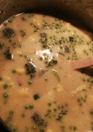 A picture of Coconut curry soup.