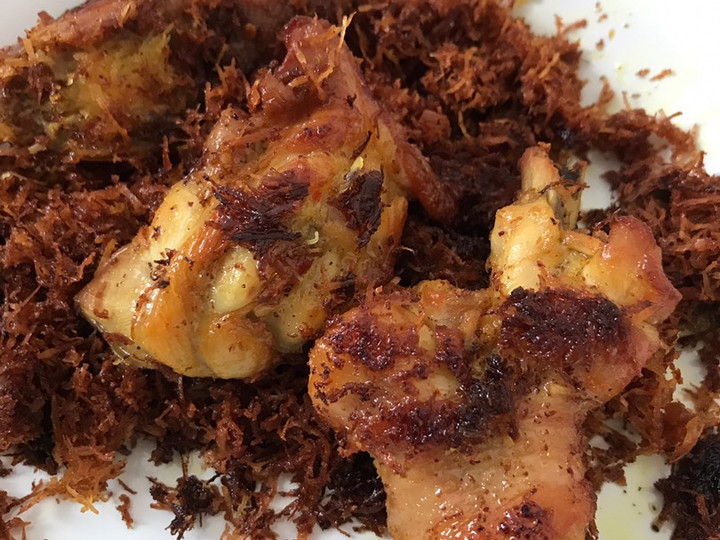 Bagaimana Membuat Ayam Goreng Serundeng, Enak