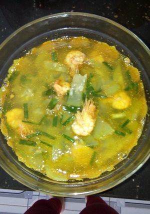 Hình của món Canh bầu nấu tôm.