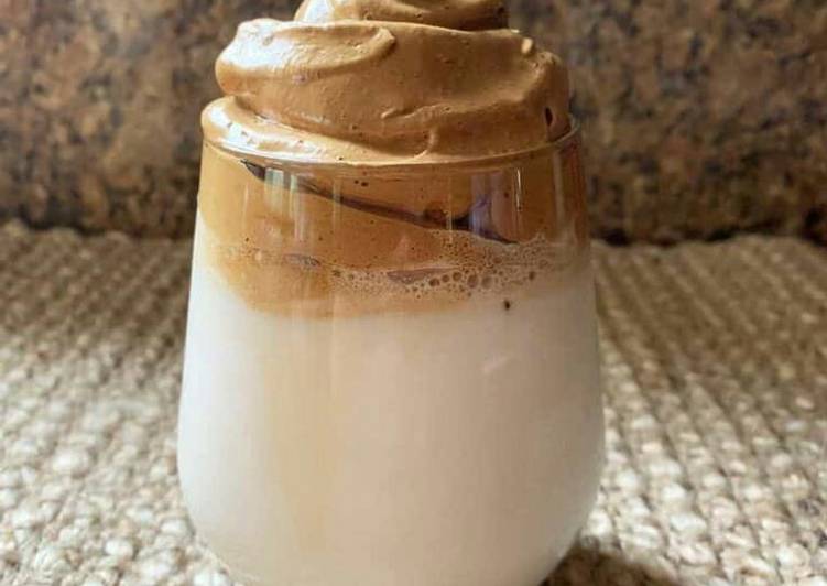 kaidah memasak Dalgona coffe yang puas