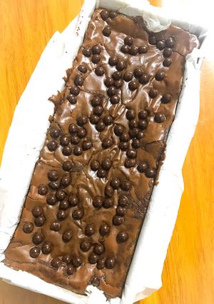 Foto resep Fudgy Brownis (shining,shimmering,splendid) 😂