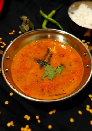 ગુજરાતી દાળ (Gujarati Dal Recipe In Gujarati) રેસીપી મુખ્ય ફોટો