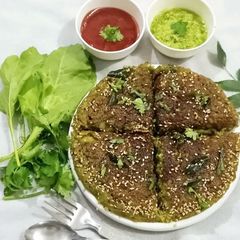 Instant semolina spinach Handvo A picture of Instant semolina spinach Handvo.