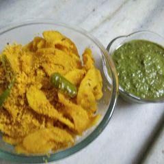 A picture of Raw Papaya sambhara.