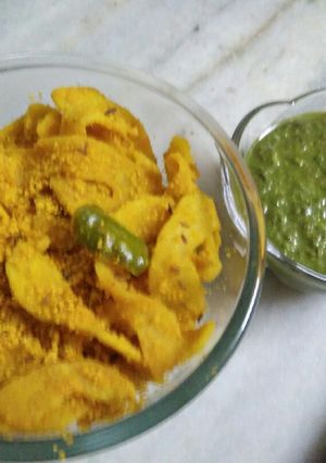 A picture of Raw Papaya sambhara.