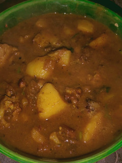 आलू गोभी दम (aloo gobi dum recipe in Hindi) रेसिपी मुख्य फोटो
