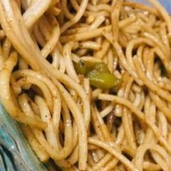 A picture of Chowmin.