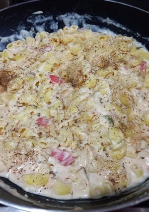 A picture of Spiced Macaroni & Cheese with Veggies 🥘.