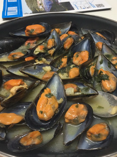 Una foto de Mejillones en salsa verde
