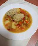 Potaje de garbanzos y verduras con quenefe de cuscús