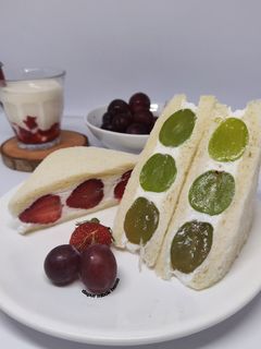 Foto resep Fruit Sando (Sandwich Buah Khas Jepang)
