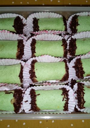 Foto resep Banana roll roti tawar isi pisang coklat