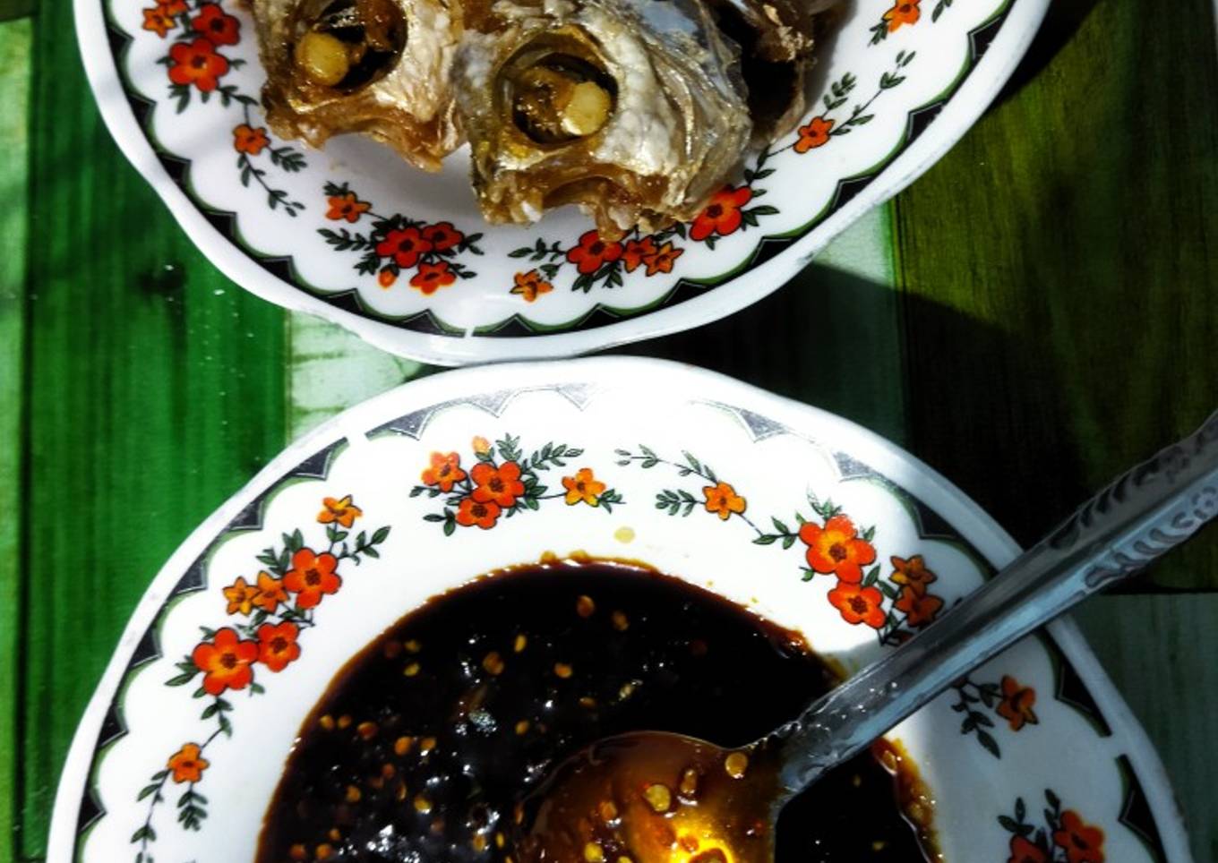 13. Ikan Goreng Sambal Kecap