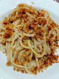 Spaghetti alla Crema di Tonno e Acciughe con Fette Biscottate a Polvere Aromatizzate