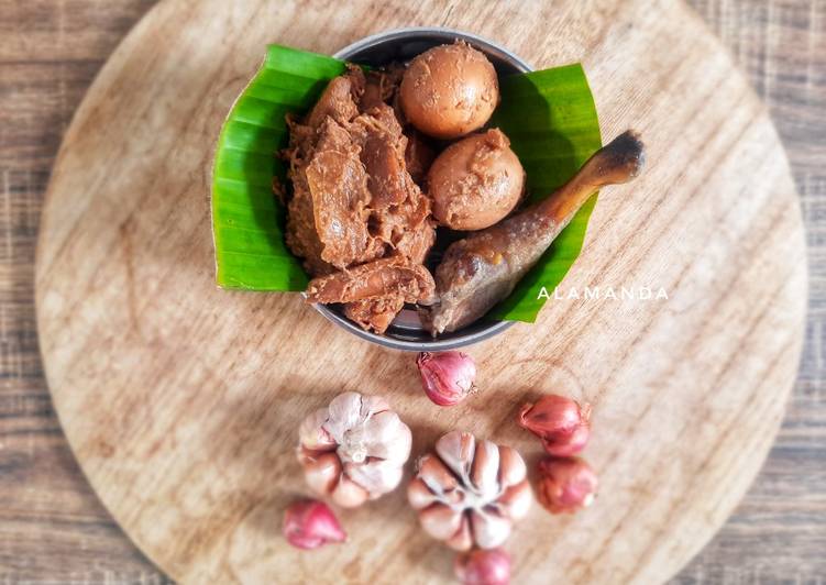 Masakan Populer Gudeg Jogja (Ayam &amp;amp; Telur) Enak Sempurna