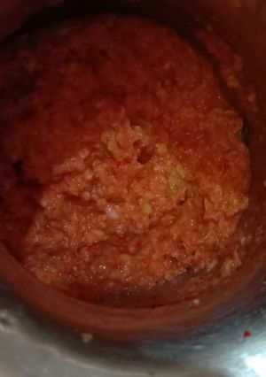 A picture of Mango chutney.
