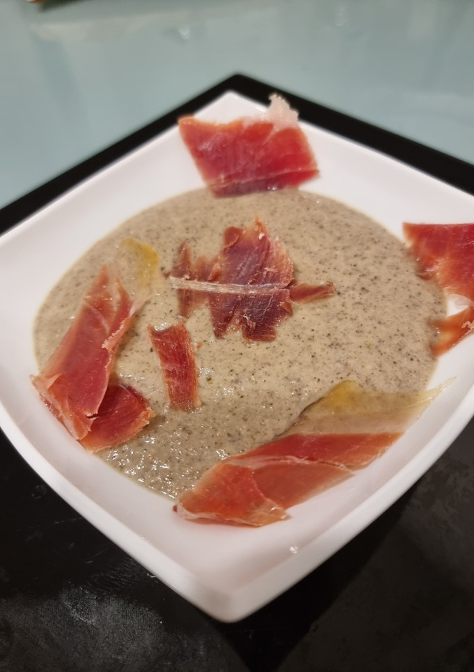 Una foto de Crema de Champiñones