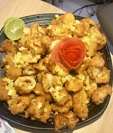 mực chiên bơ tỏi