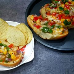 Italian cheese bruschetta A picture of Italian cheese bruschetta.