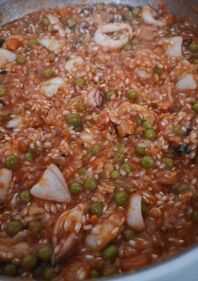Una foto de Arroz de chipirones