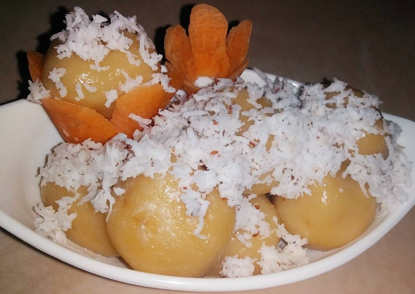 Kue Klepon Wortel Isi Gula Jawa (Tradisional food)