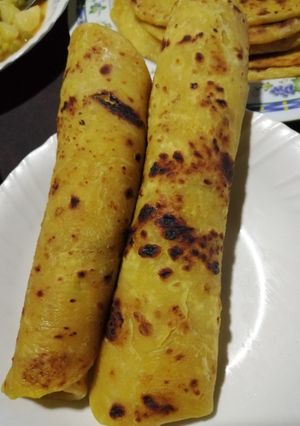 A picture of Pumpkin chapatis.
