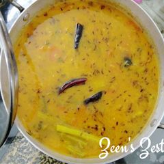 A picture of Drumsticks and Fenugreek Leaves Khatti Daal.