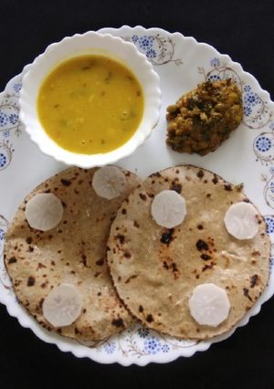 A picture of Bajra bliss rotla.