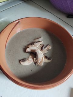 Una foto de Crema de champiñones UTVCO
