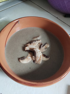 Una foto de Crema de champiñones UTVCO