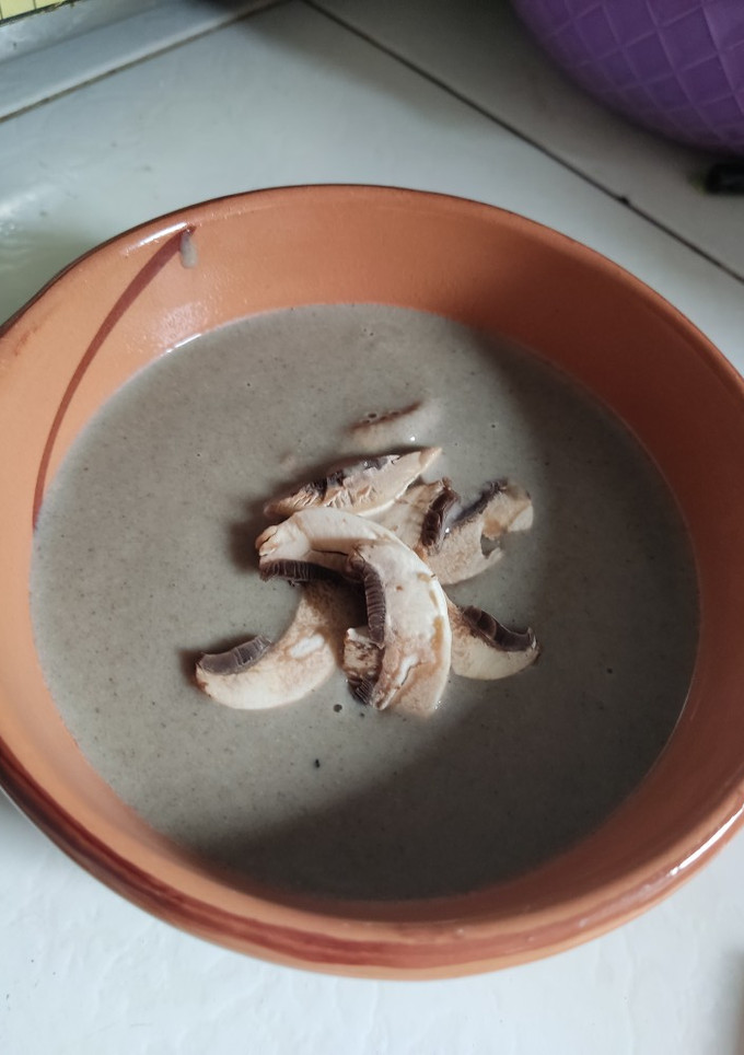 Una foto de Crema de champiñones UTVCO
