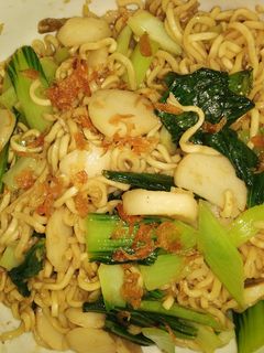 Foto resep Mie Goreng Bakso Ikan Pedas Mantap