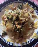 Chicken, gravy and rice noodles