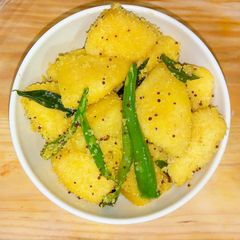 A picture of Instant Dhokla.