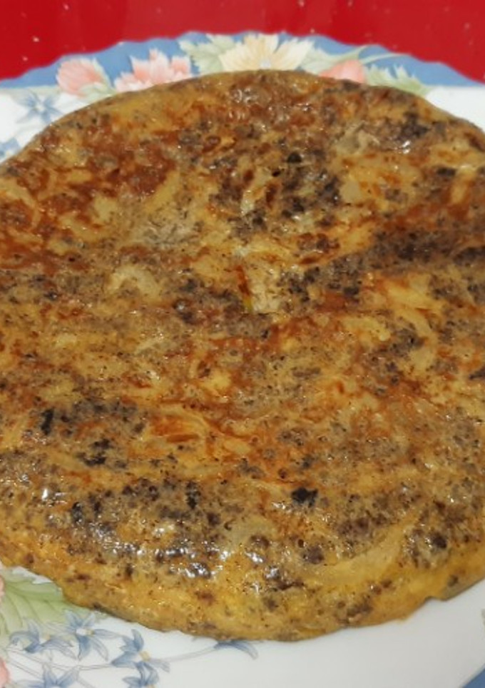 Una foto de Tortilla de morcilla de Burgos y cebolla