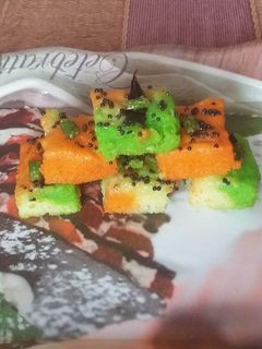तिरंगा सूजी ढोकला (Triranga Suji Dhokla Recipe In Hindi) रेसिपी मुख्य फोटो