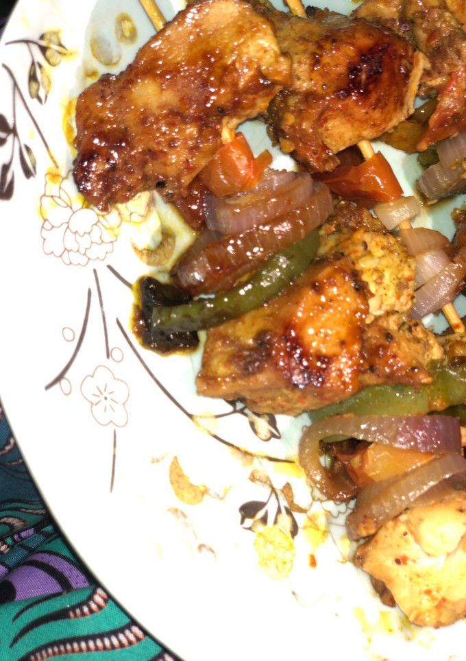 A picture of Chicken kibab.