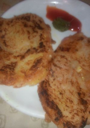 A picture of Bread tikki😉.
