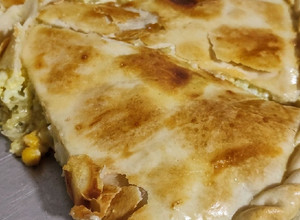 Una foto de Tarta de Choclo y Queso 🌽🧀