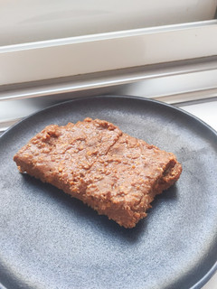 Una foto de Barritas caseras de cornflakes y chocolate